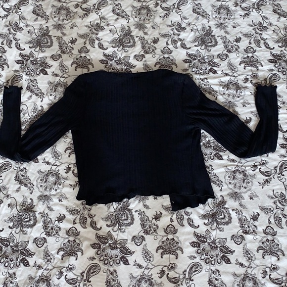 Brand Self esteem size XS color black with red roses - Picture 2 of 5